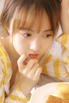 杨半伴